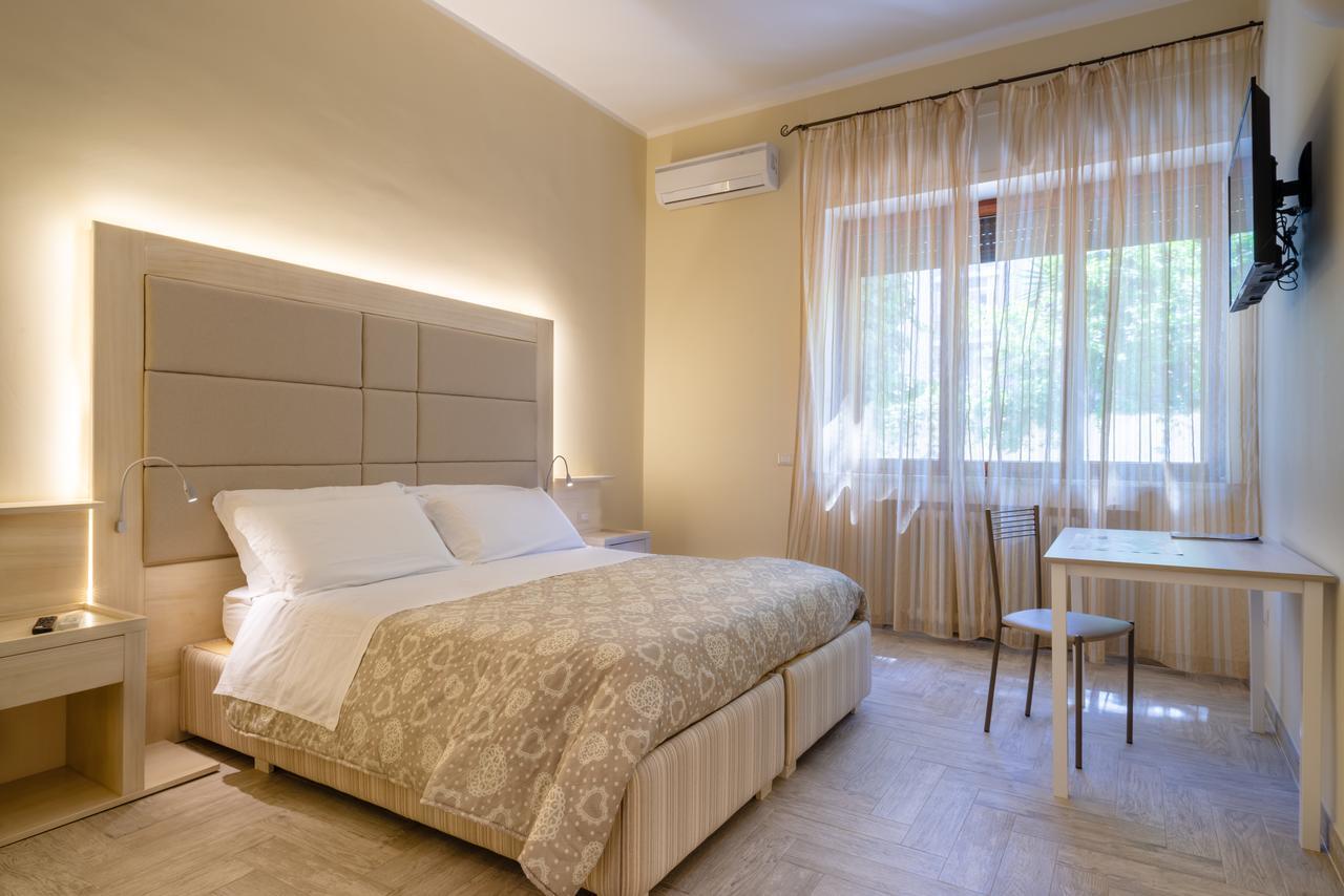 Deluxe Room,645475050:JPEG