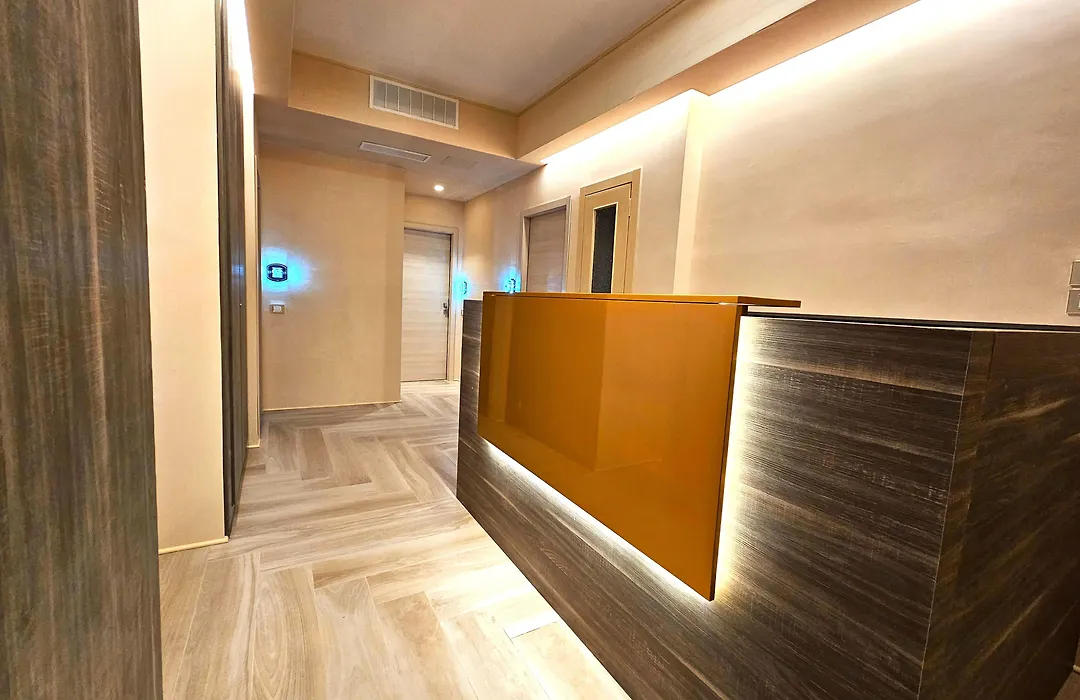 Astoria Supreme - Modern Boutique Suites-1